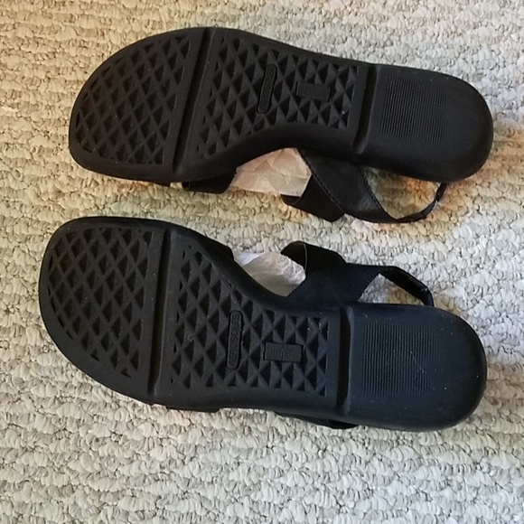 🌞 SOLD! 🌴 Black Comfy Sandals!⚘ - Picture 4 of 4